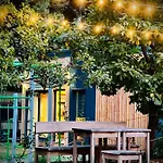 Tiny House Baraczek Brno-jundrov, Ulice Veslarska